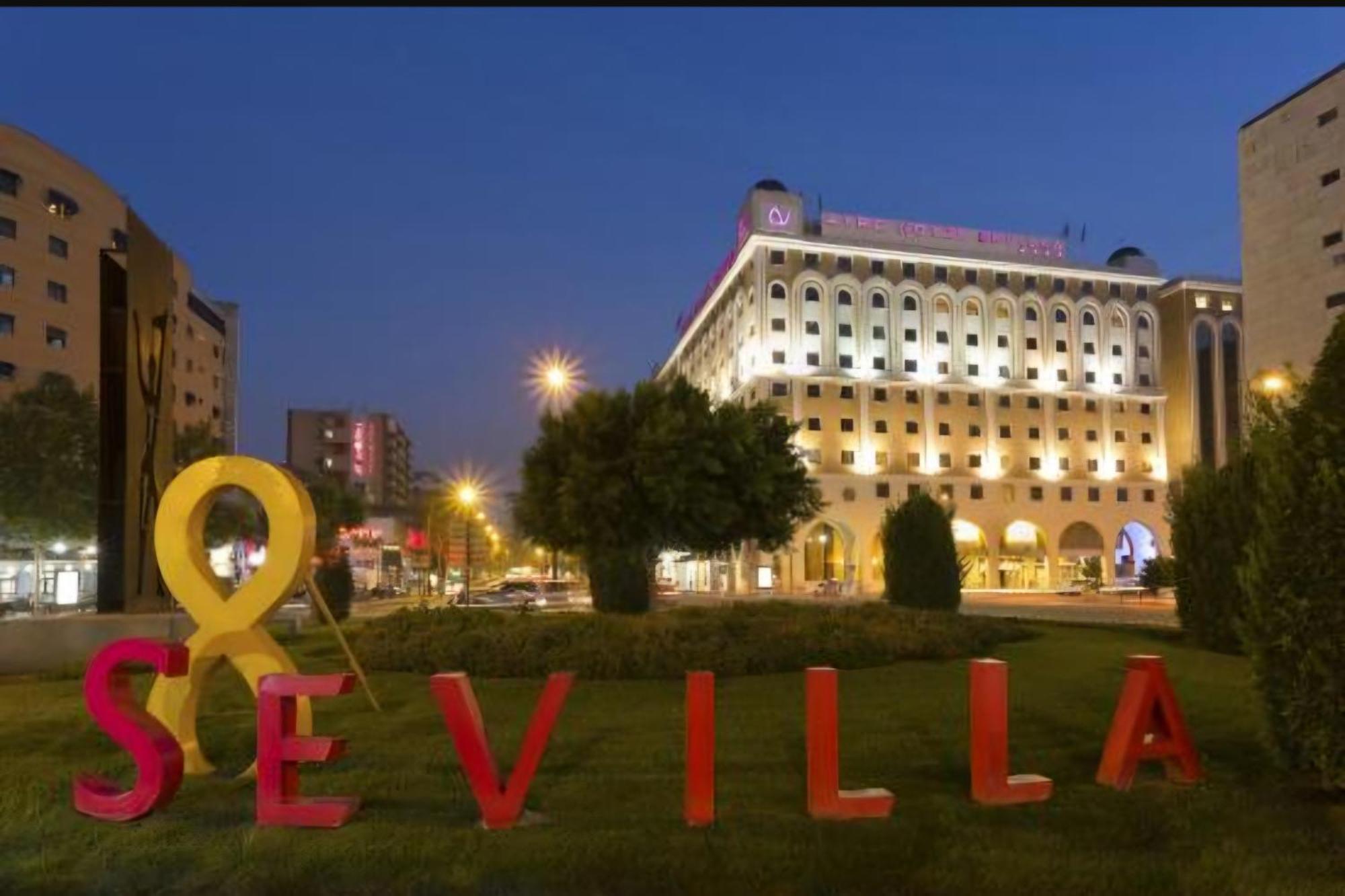 Ole Triana Sevilha Exterior foto